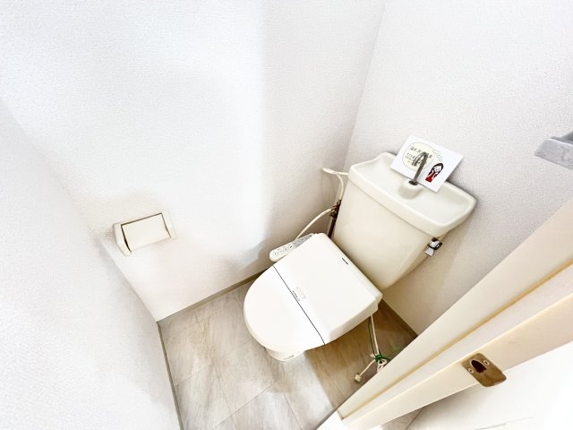 トイレ　※別部屋参考写真