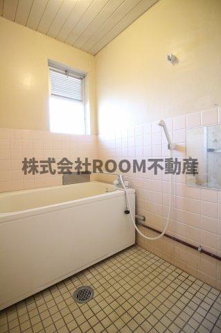 バス・シャワールーム　日々の疲れを癒すお風呂付です