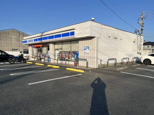 コンビニ　ローソン豊橋神野新田店（コンビニ）まで543m