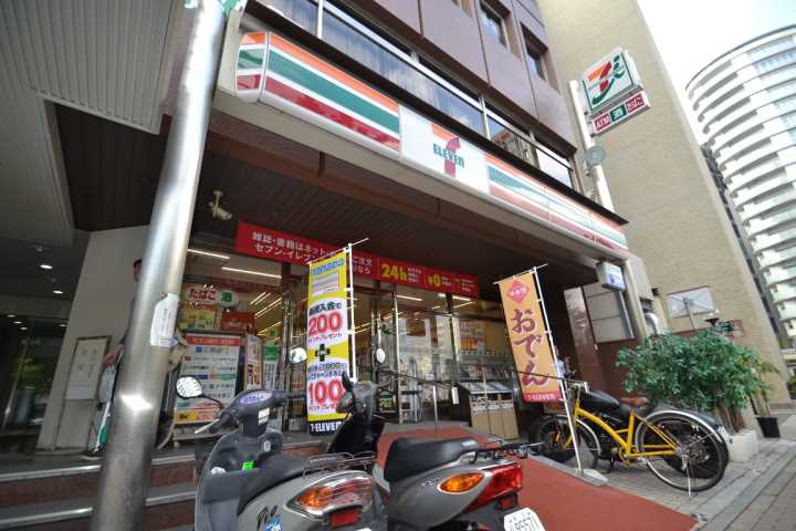 コンビニ　セブン－イレブン広島駅前通り店（コンビニ）まで656m