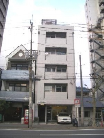 広島市中区寺町のマンションの建物外観