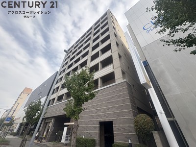 建物外観　オートロックで外部の人間が簡単に出入りできないため安心です。