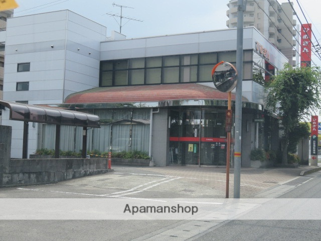 銀行　愛媛銀行／中萩支店（銀行）まで767m