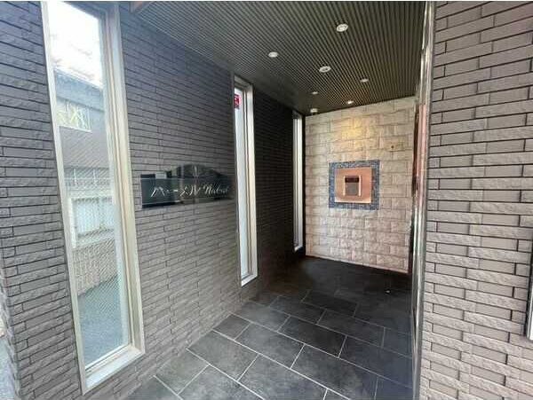 エントランス　同タイプの室内写真です。現況を優先させて頂きます。