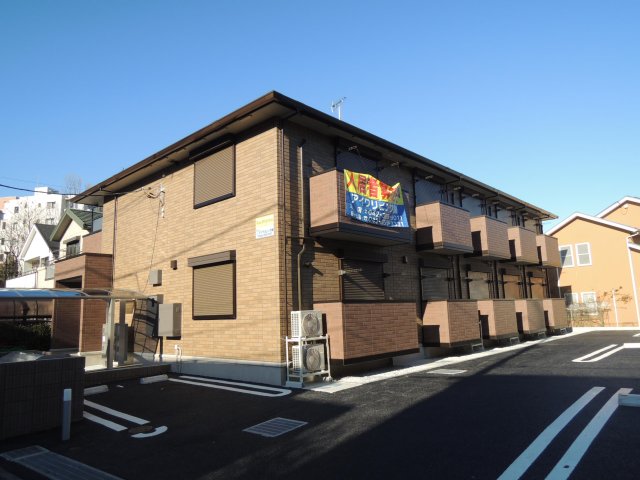 建物外観　築浅物件【ラス・シャムラ】