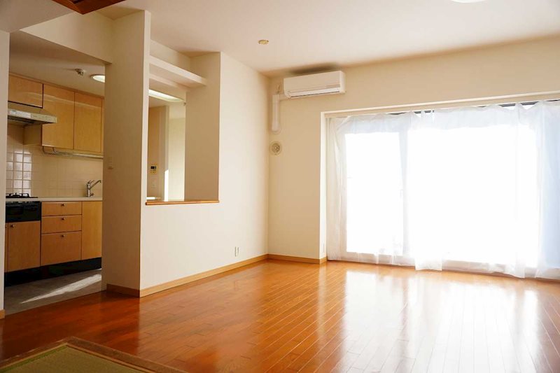 居室・リビング　エアコン付きLDK10帖