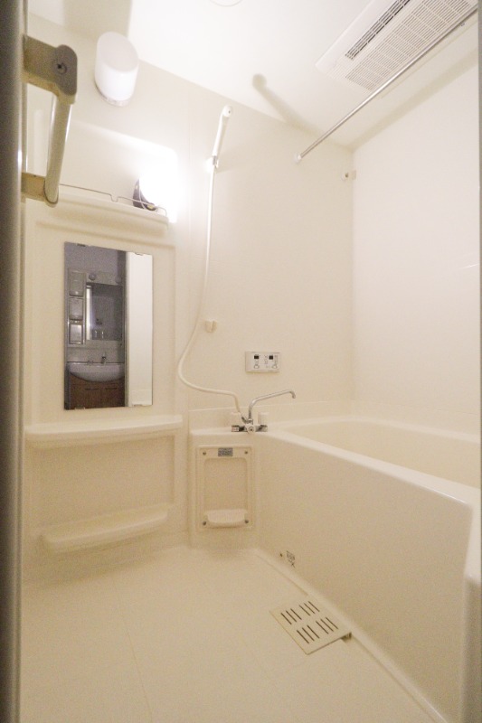 バス・シャワールーム　図面と現状に相違がある場合には現状を優先