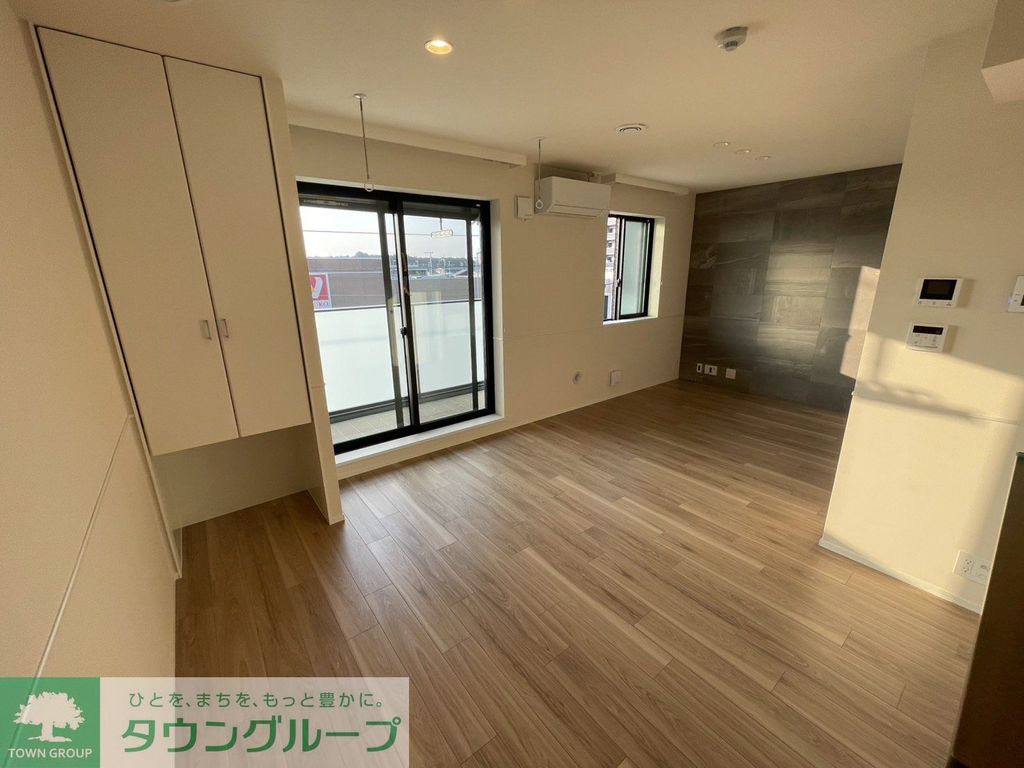 居室・リビング　※別号室参考写真です