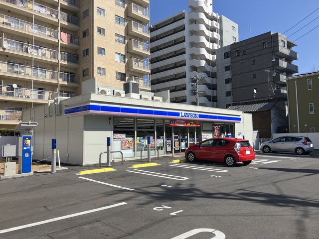 コンビニ　ローソン中区新栄三丁目店（コンビニ）まで154m