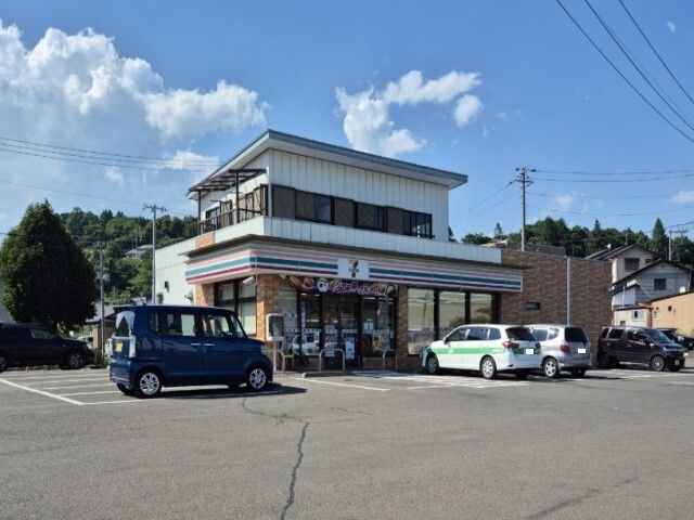 コンビニ　セブンイレブン 白石大平店（コンビニ）まで600m