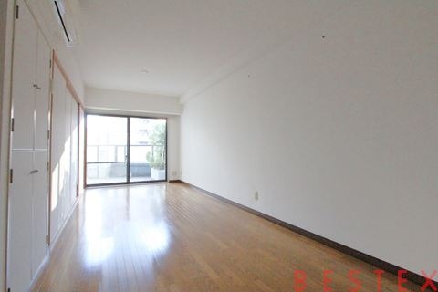 居室・リビング　※同タイプ・別部屋の参考写真です。