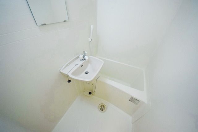 バス・シャワールーム　★広々とした綺麗なお風呂です★