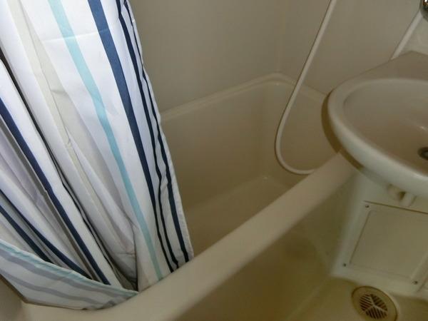 バス・シャワールーム　綺麗です♪