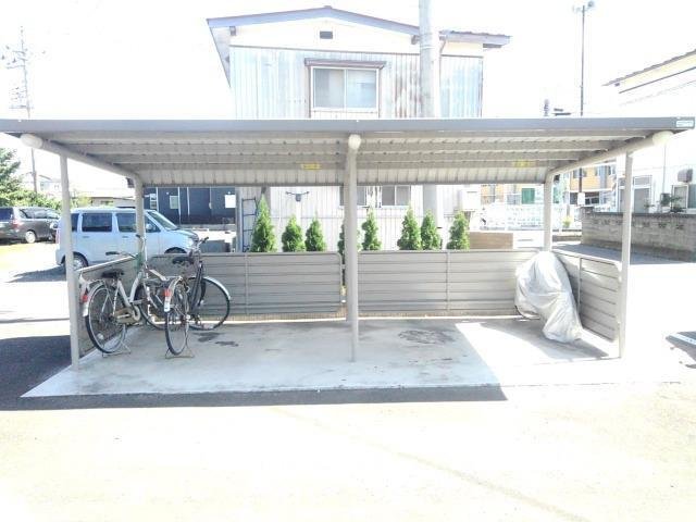 エントランス　清潔なエントランスです