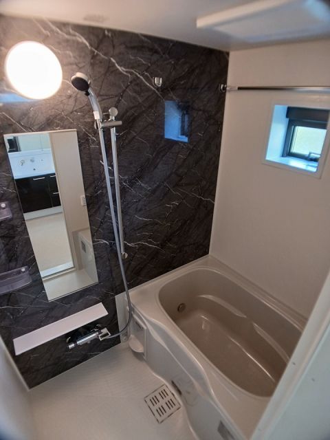 バス・シャワールーム