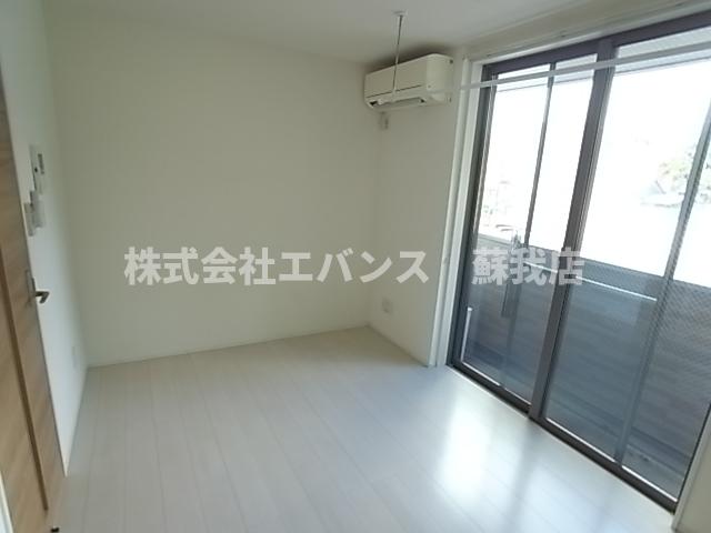 居室・リビング　居間です