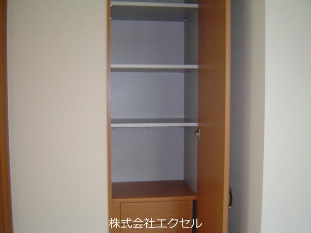 収納　収納付きです。