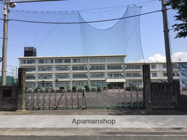 小学校　東小学校（小学校）まで422m