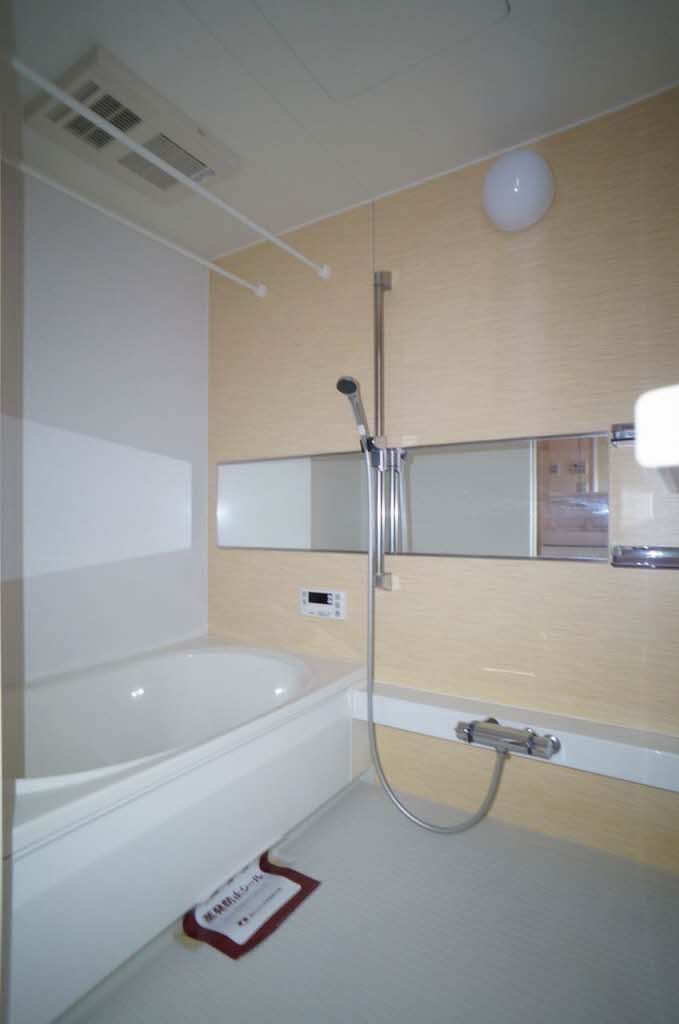 バス・シャワールーム　浴室