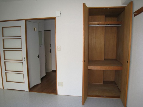 収納　※別部屋の写真です