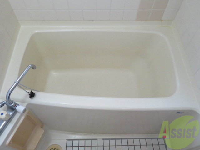 バス・シャワールーム　バスルーム。日々の疲れをこちらで癒してくださいね