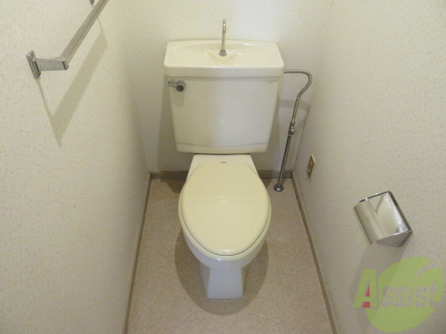 トイレ　こちらはトイレです。清潔感があり、安心して使用できます。