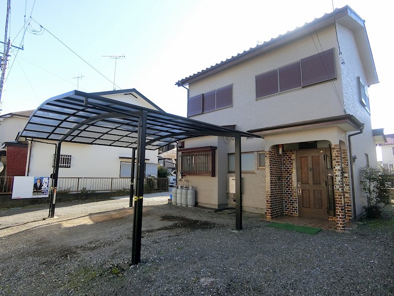 建物外観　日当たり良好の戸建て暮らしはいかがですか？