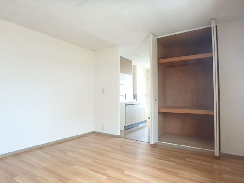 居室・リビング　図面と現状に相違がある場合には現状を優先