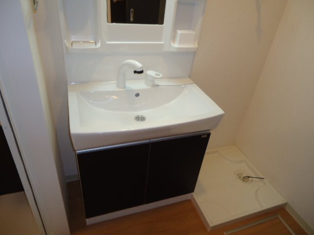 洗面設備　洗髪洗面化粧台