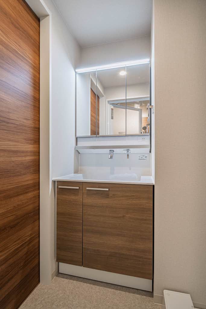 洗面設備　洗面化粧台