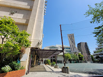 中学校　台東区立浅草中学校（中学校）まで322m