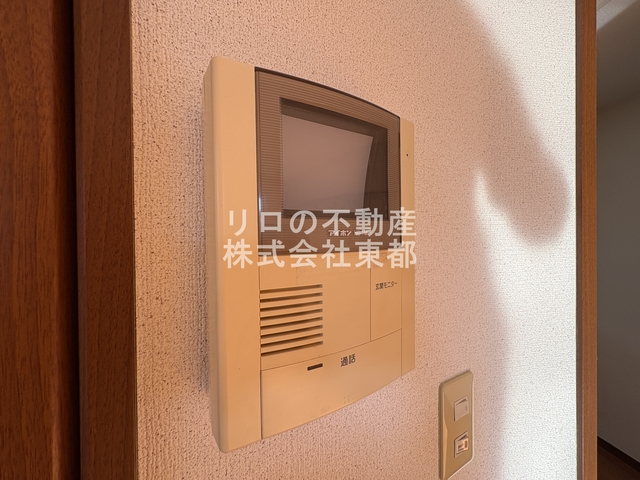 セキュリティ　ＴＶモニター付インターホンがあるので訪問者が一目でわかります