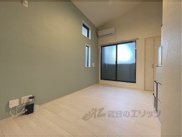 居室・リビング　洋室