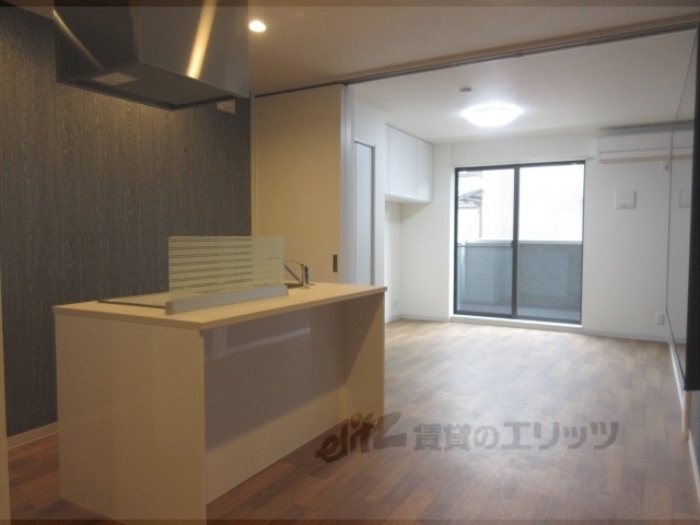 居室・リビング　リビング