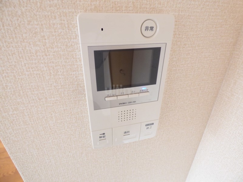 セキュリティ　モニター付きインターホン