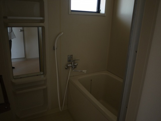バス・シャワールーム　※別号室の写真です