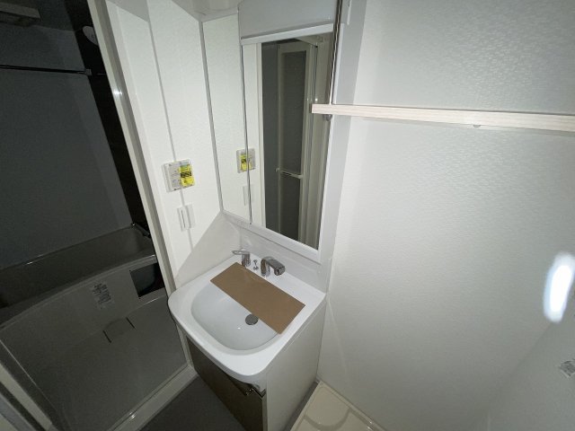 洗面設備　脱衣スペースもあります