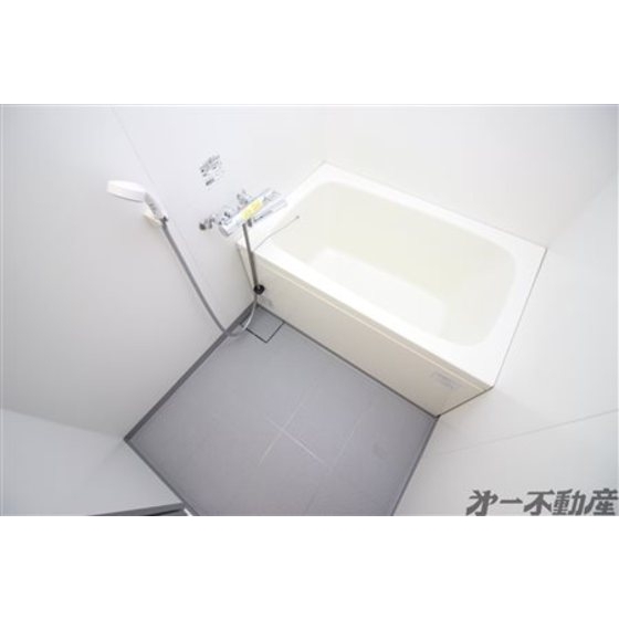 バス・シャワールーム　浴室