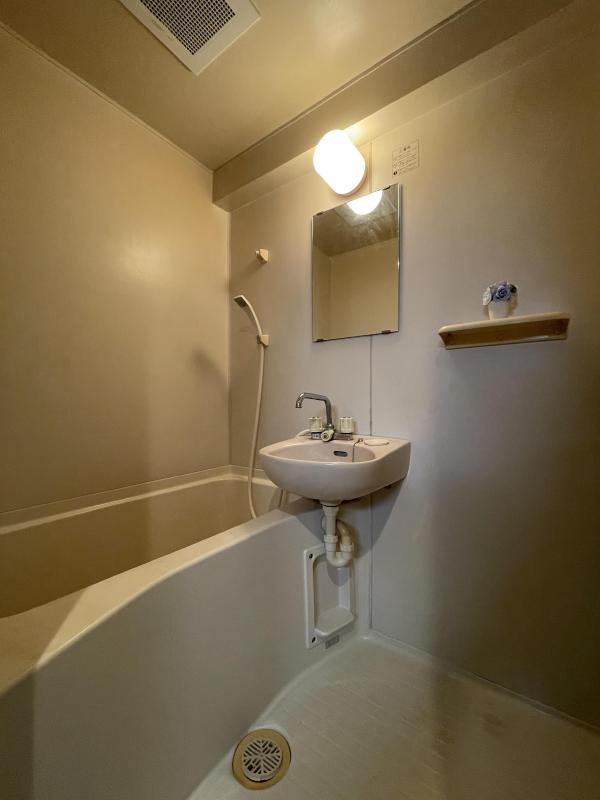 バス・シャワールーム　同タイプ・参考写真