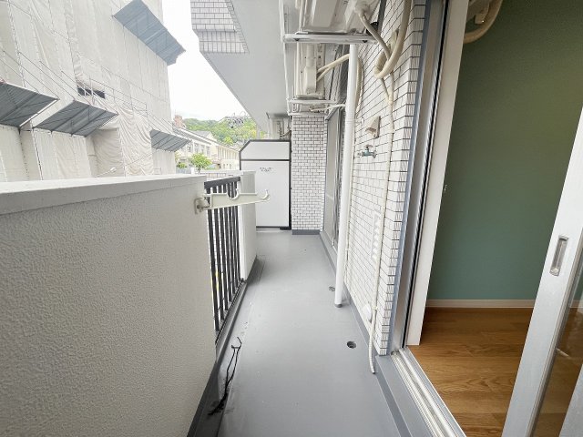バルコニー　陽当たり良好なバルコニーです