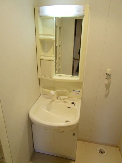 洗面設備　★独立洗面台付き★