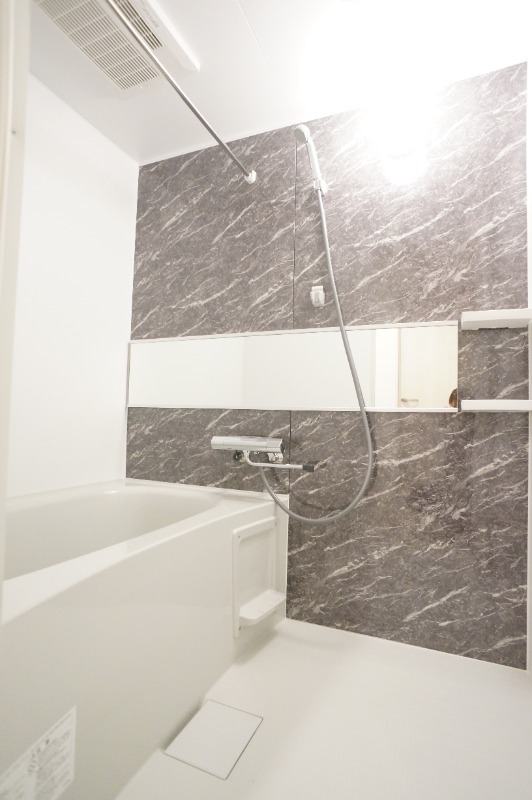 バス・シャワールーム　同型イメージ