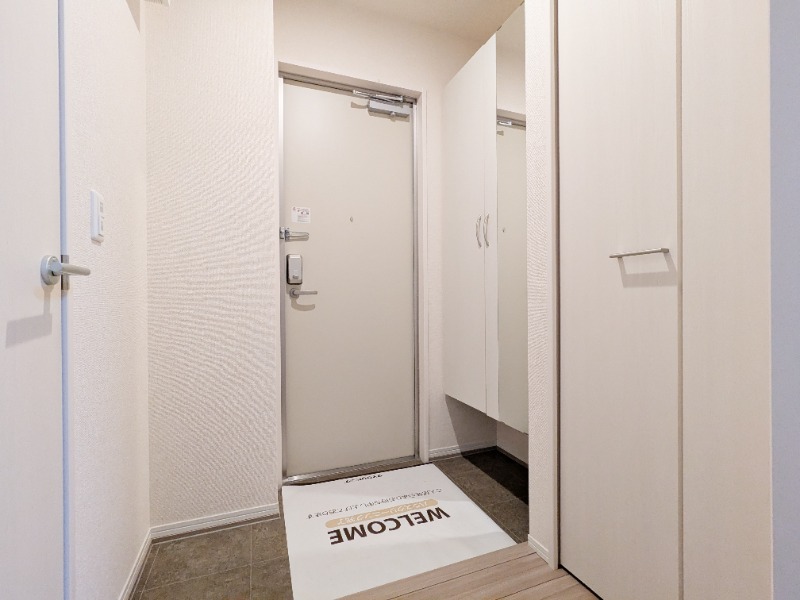 玄関　図面と現状に相違がある場合には現状を優先