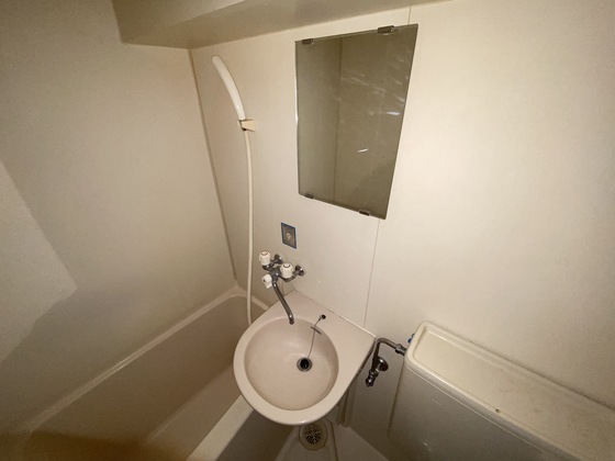 洗面設備　※別部屋の写真です