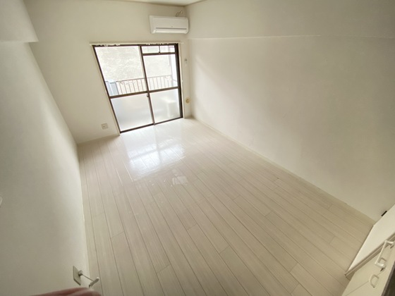 居室・リビング　※別部屋の写真です