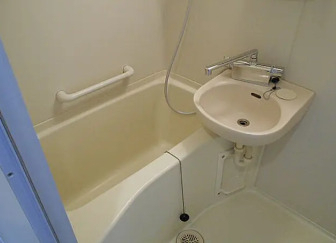 バス・シャワールーム　別部屋参考写真