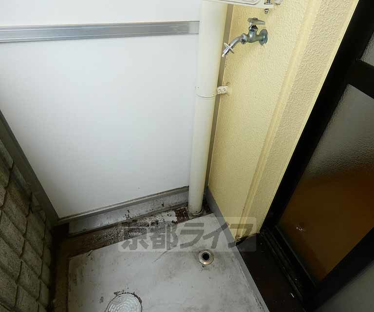 その他設備　洗濯機が置けます。