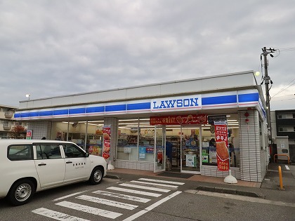 コンビニ　ローソン（コンビニ）まで1043m