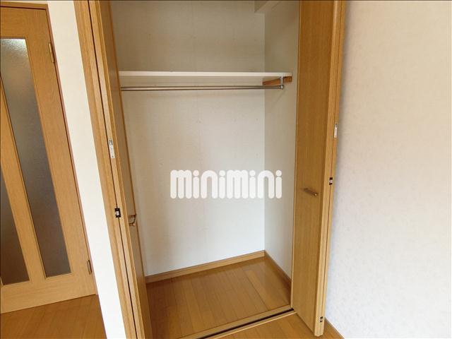 収納　クローゼット付きでお荷物もすっきり収納できます。