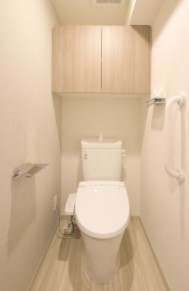 トイレ　落ち着いたトイレです